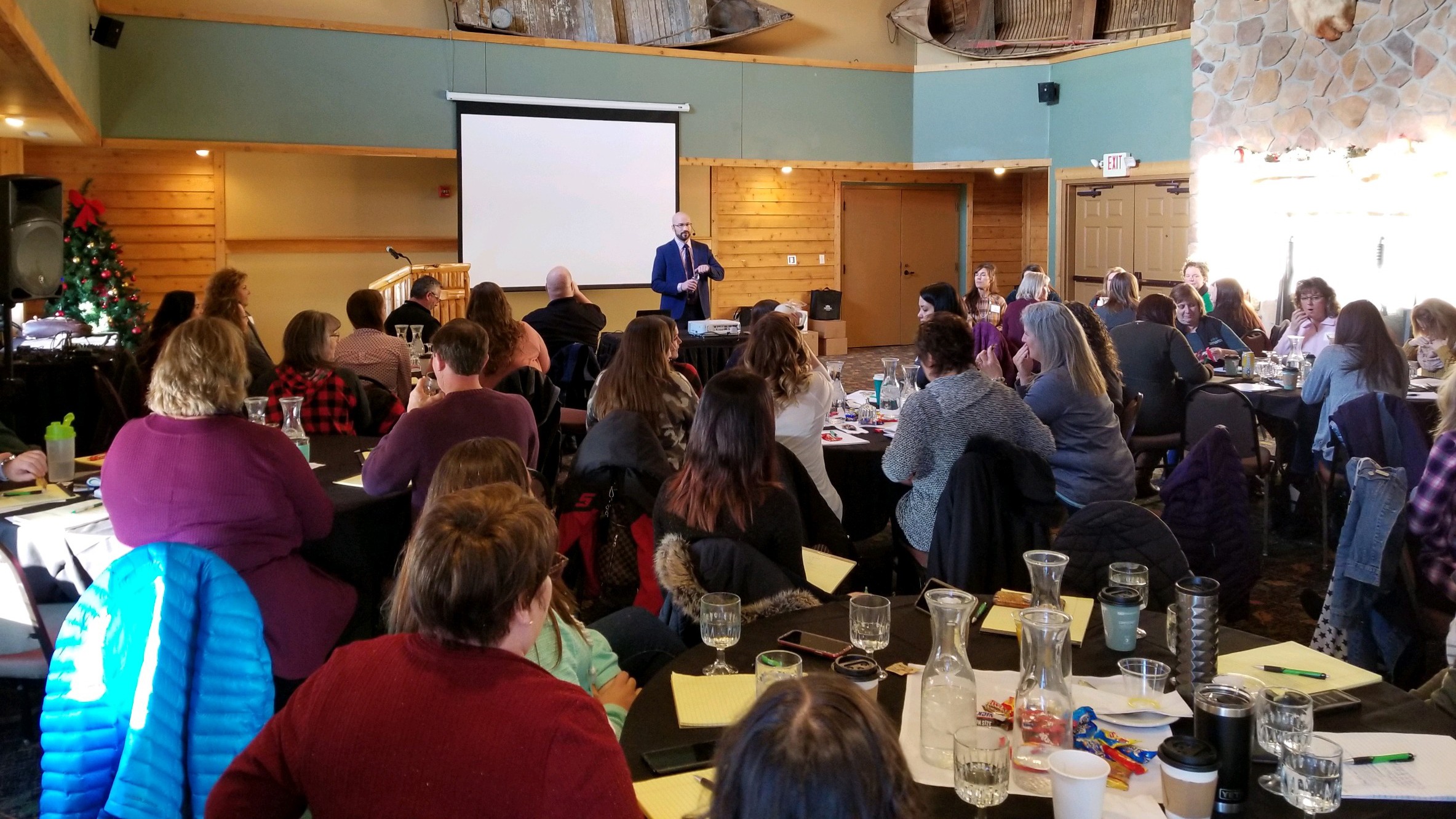 David leading a workshop for a full room at Mid-Minnesota Federal Credit Union.